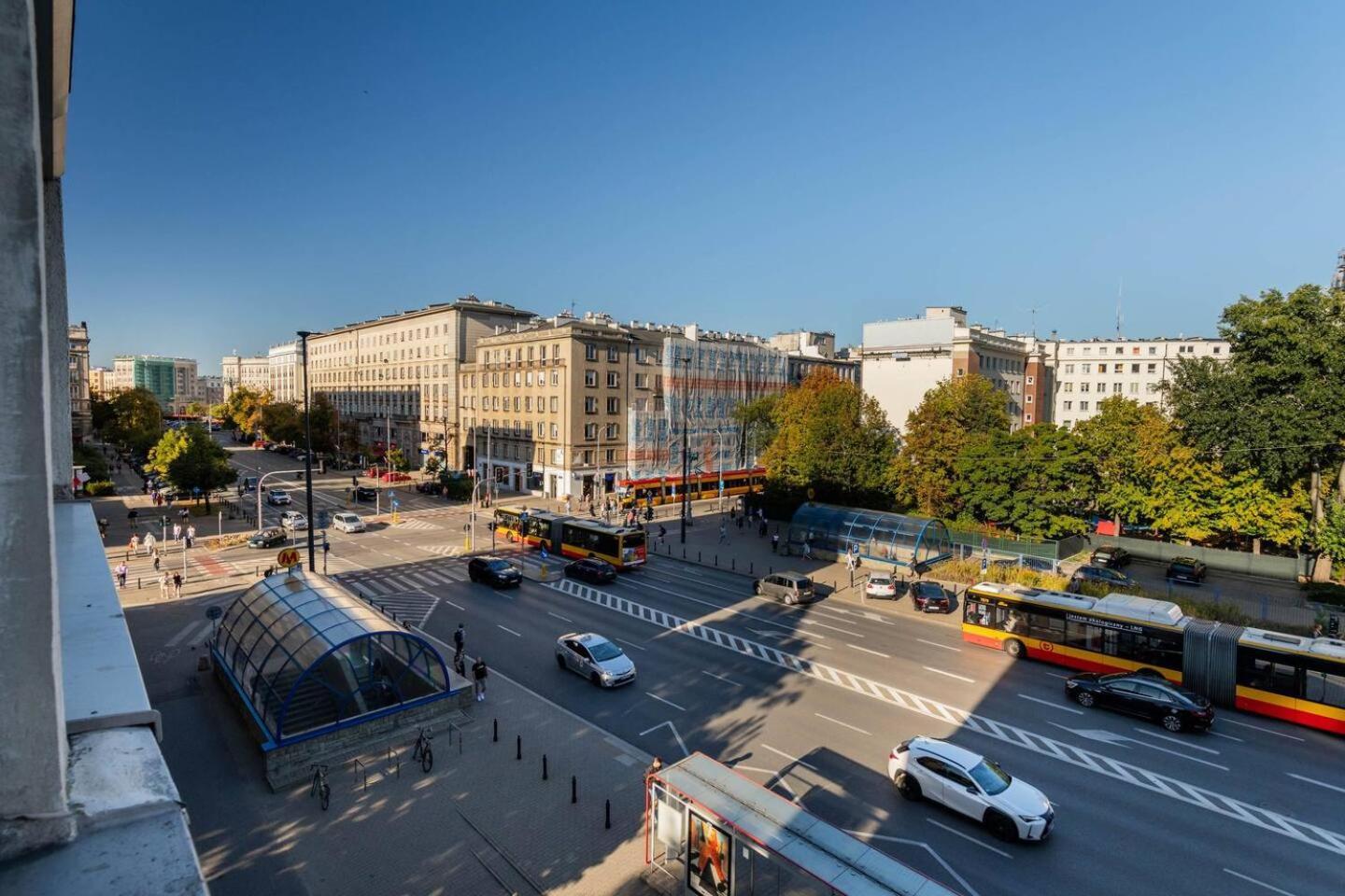 Sunbeam Centre Metro Politechnika Warsaw